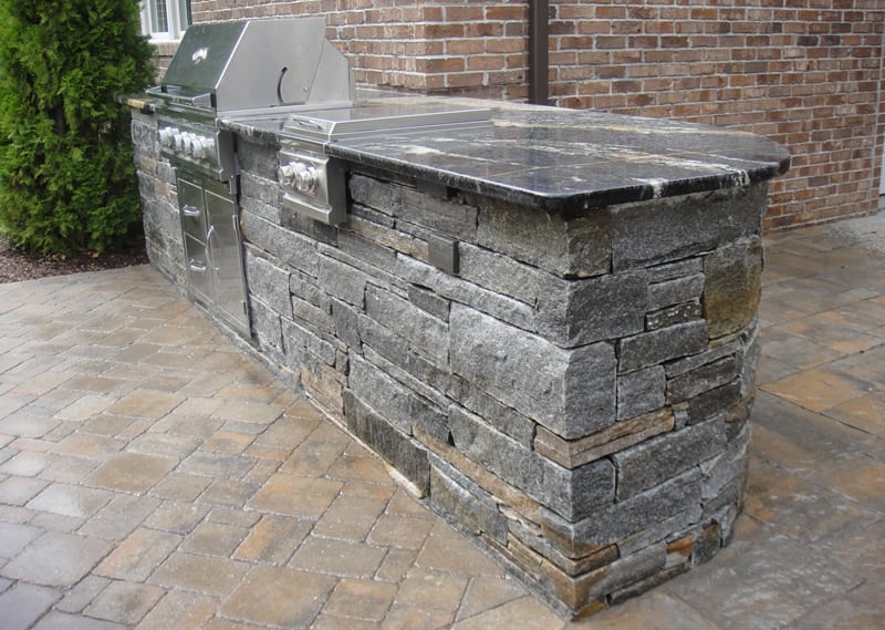 5 Stones That Are Perfect For An Outdoor Kitchen Countertop