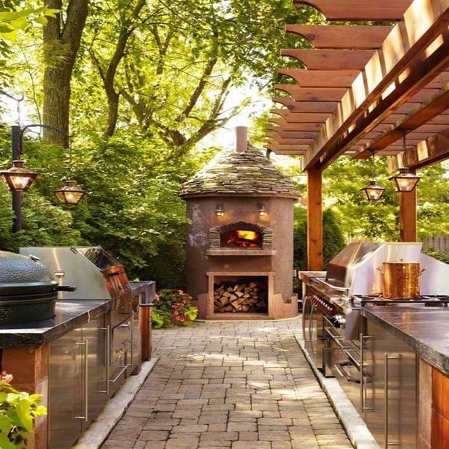 He aquí por qué cada patio trasero debería tener una cocina al aire libre